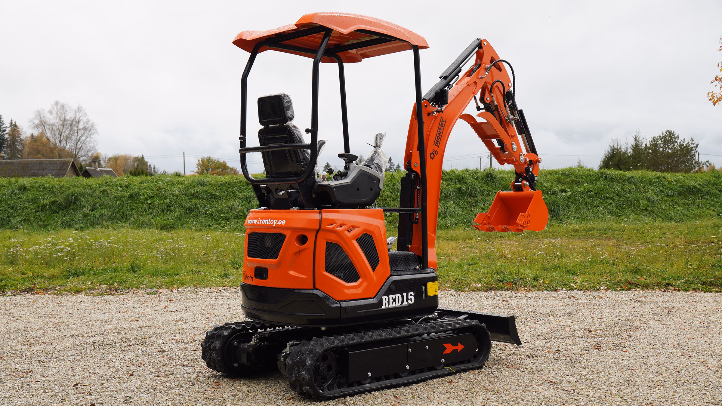 IronToy RED15 KUBOTA - Image 7