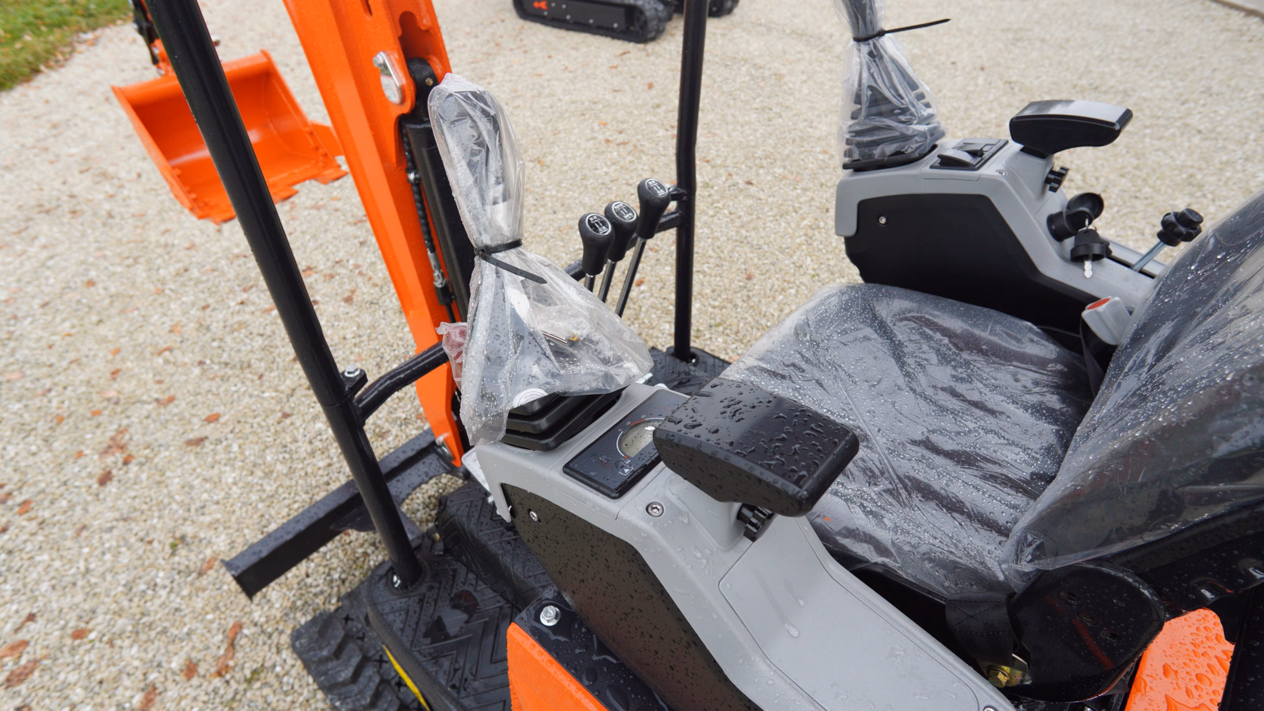 IronToy RED15 KUBOTA - Image 11