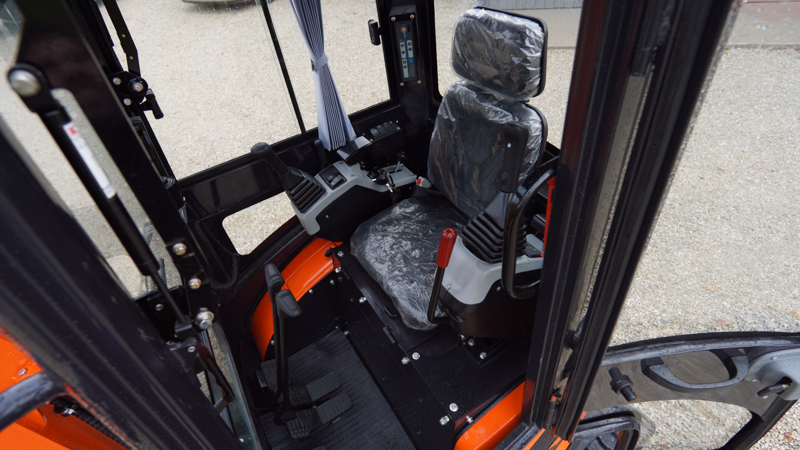 IronToy RED20 KUBOTA - Image 11